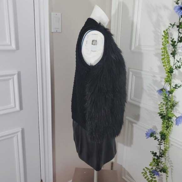 POOF Vintage Y2K Rocker Chick Black Pocketed Vegan Fur Gilet - Picture 5 of 16
